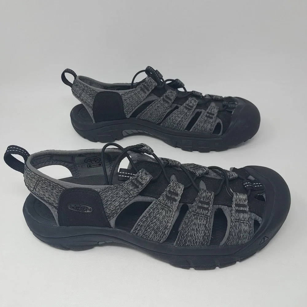 Keen Clearwater CNX Black Grey Water Sandals Shoes Mens Size 10.5 M 1022252